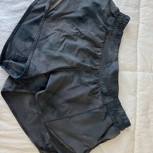 Lululemon Hotty hot shorts